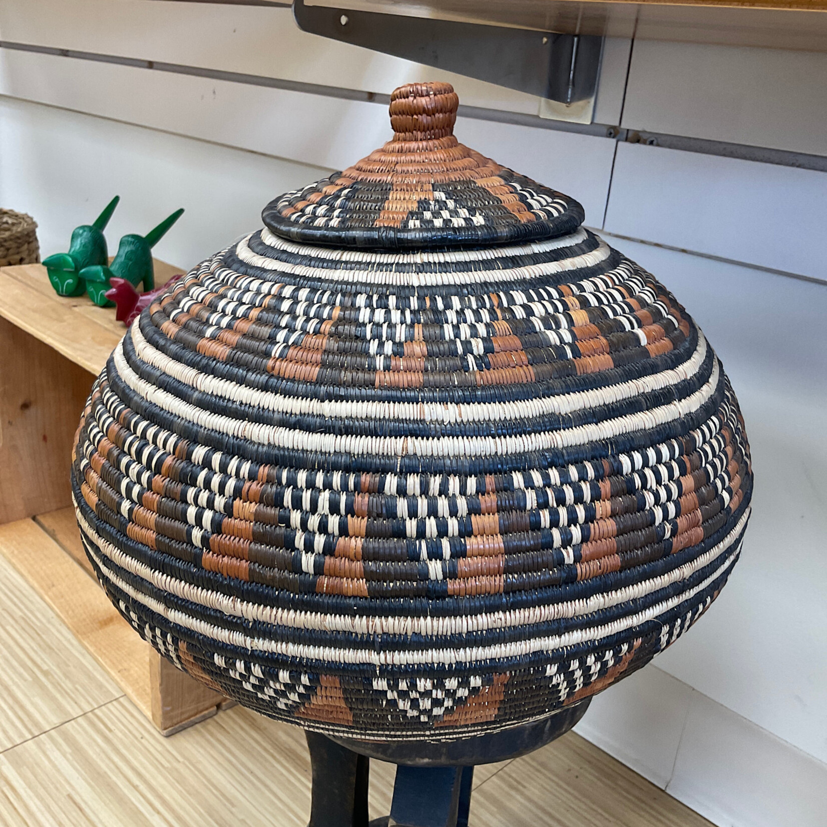 ViAfrika Traditional Beer Basket- Large 14x 44
