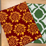 Global Mamas Placemat Reversible: Sunflower- Red-Organic