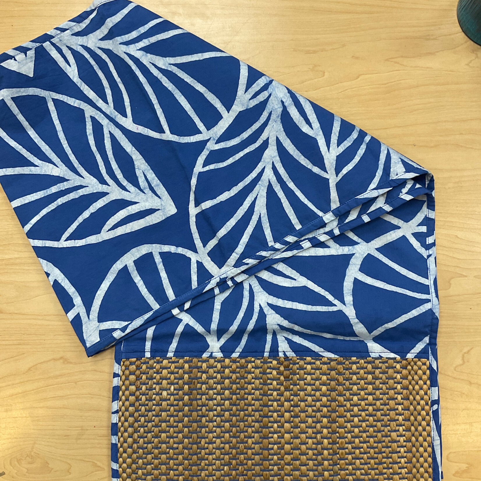 Global Mamas Table Runner-Water Hyacinth-Short-Canopy- Blue-Organic