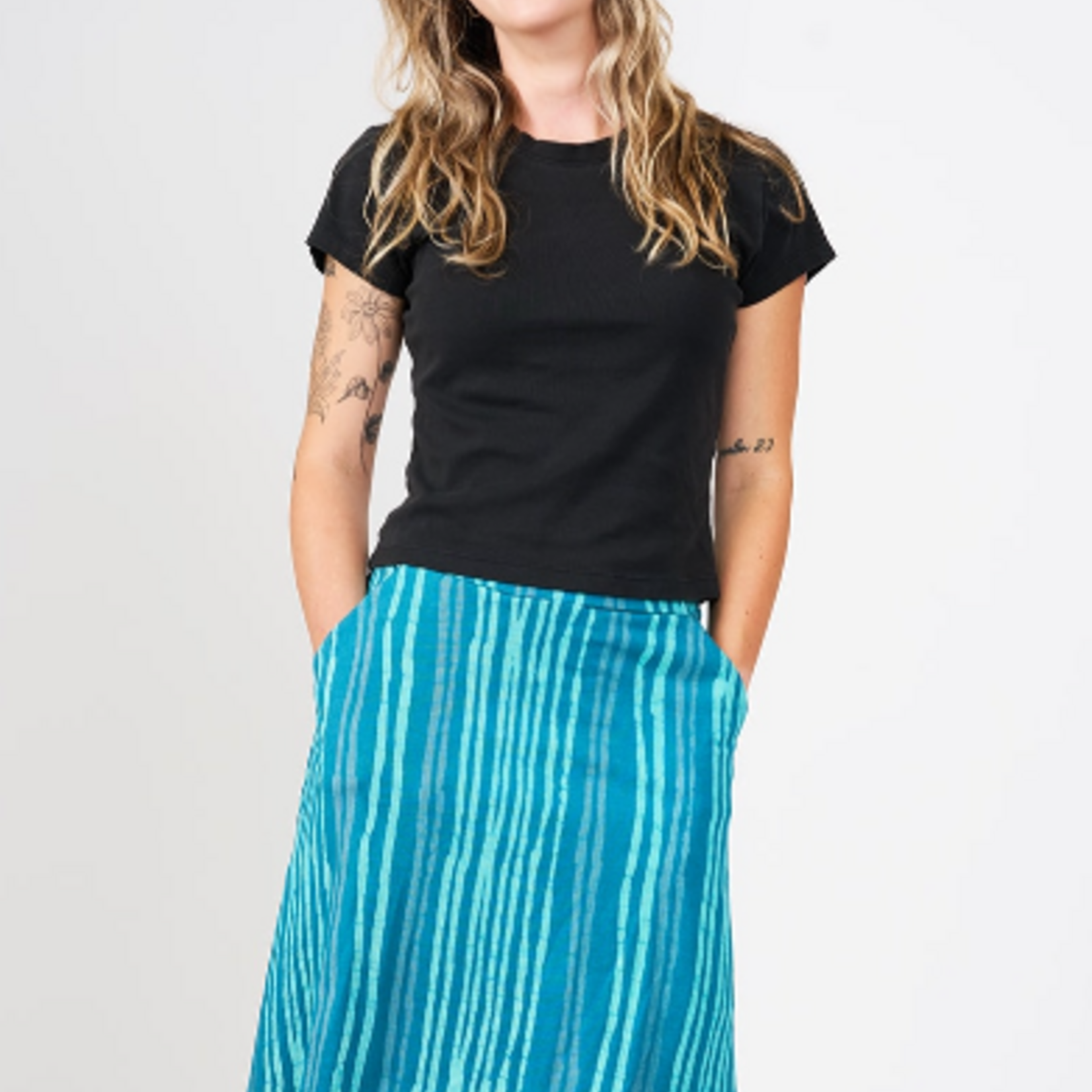 Global Mamas Knit Sierra Skirt: Reeds-Teal-Organic-L