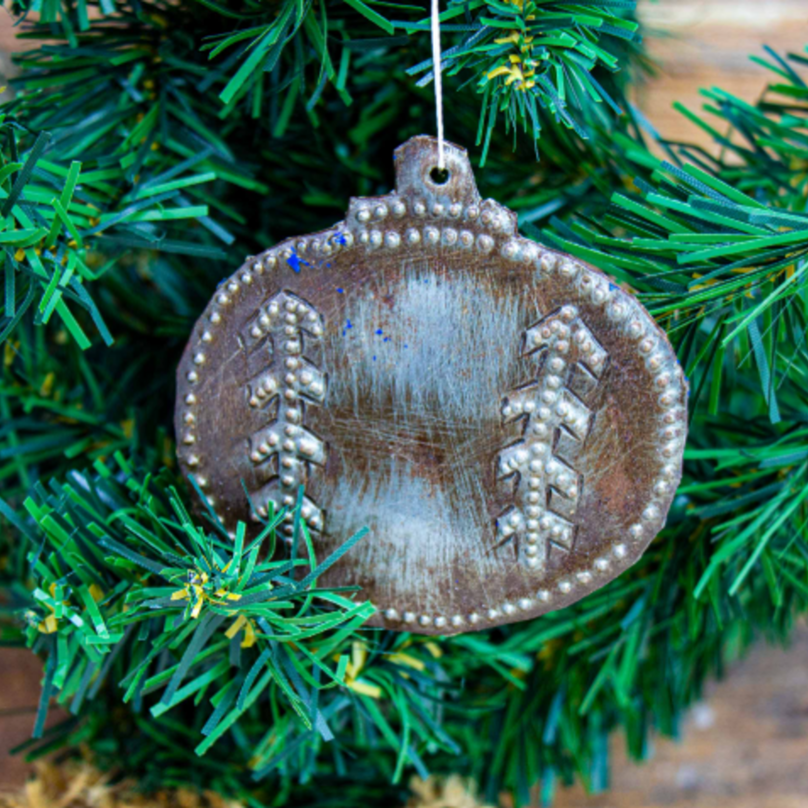 Global Crafts Metal Drum Christmas Ornament