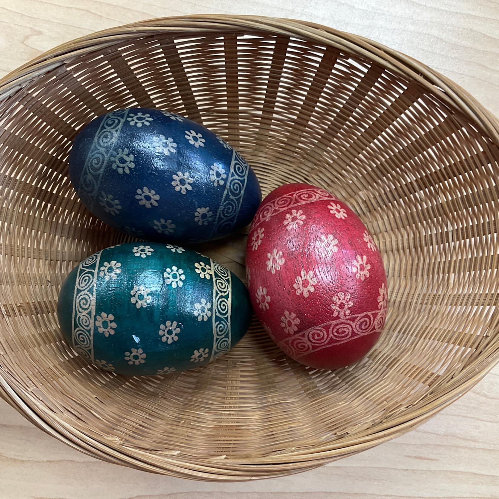 Serrv Batik Wooden Egg-Individual
