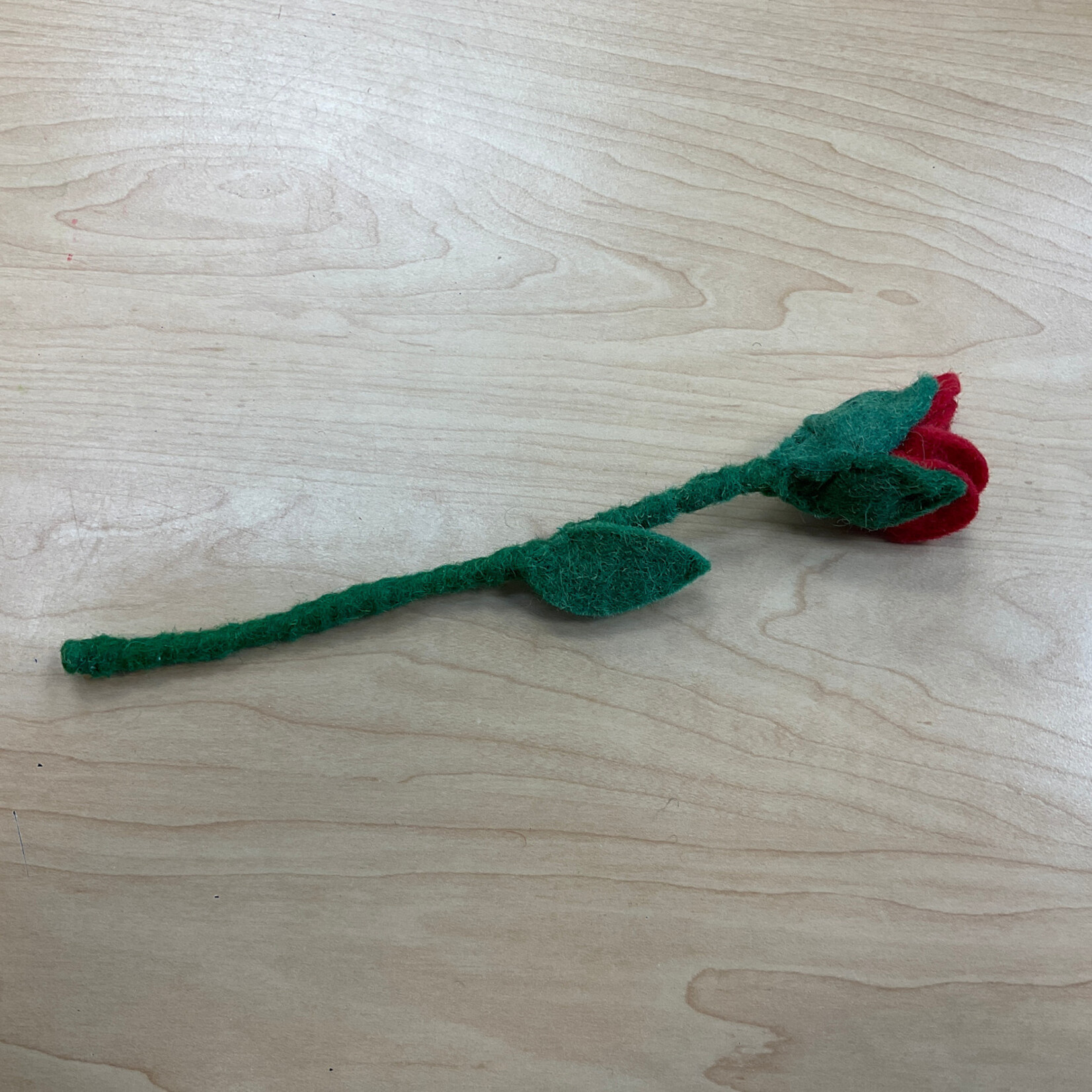 Serrv Felt Rose - Individual