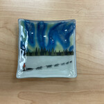 PamPeana Northern Lights Sled Dog Small Glass Plate