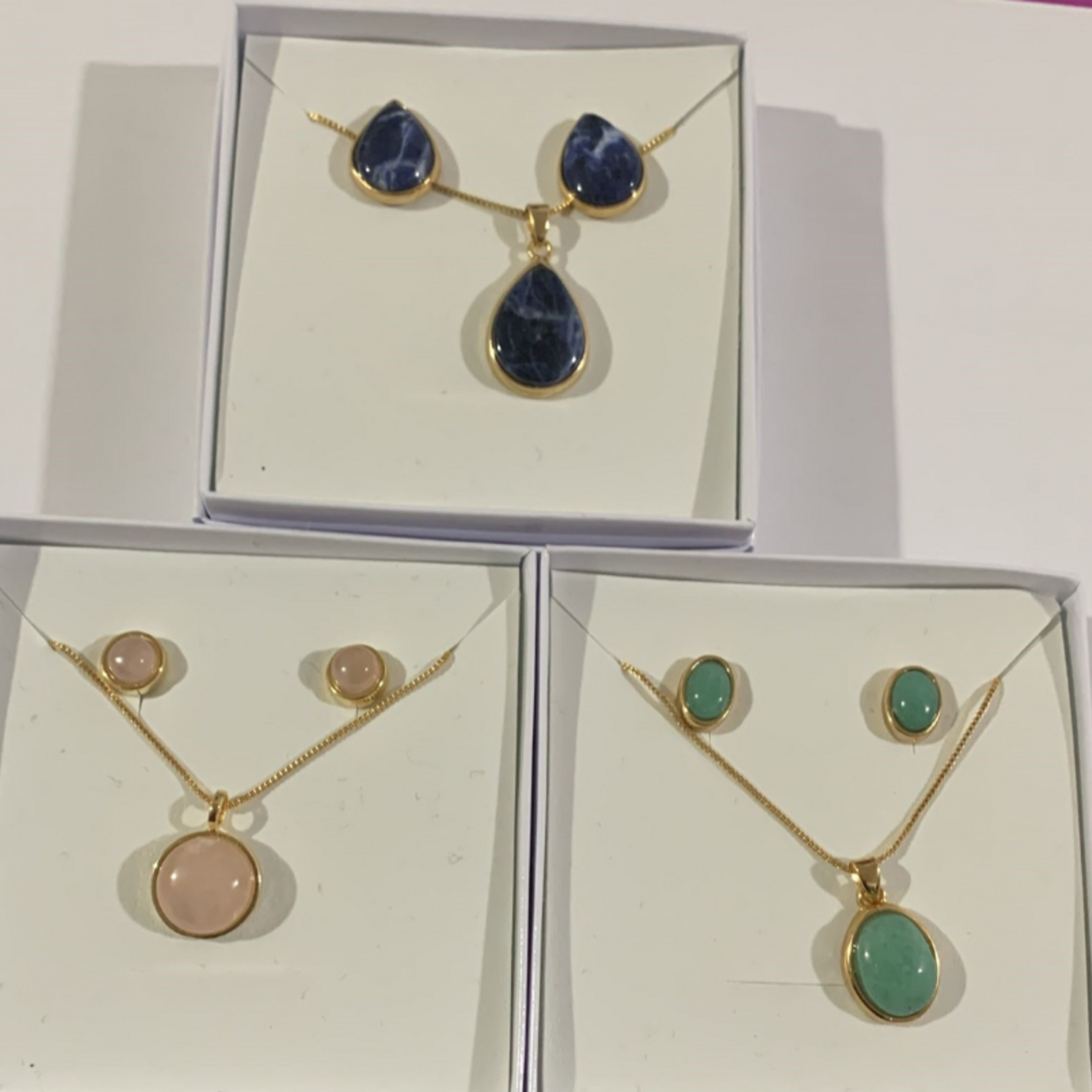 Minga Imports Gemstone Necklace Earring Set