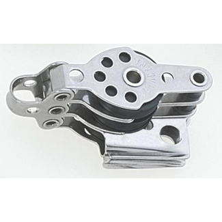 Viadana Hardware Triple Block with v jam 1" Sheave