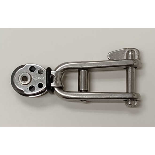 ILCA Clew shackle with block