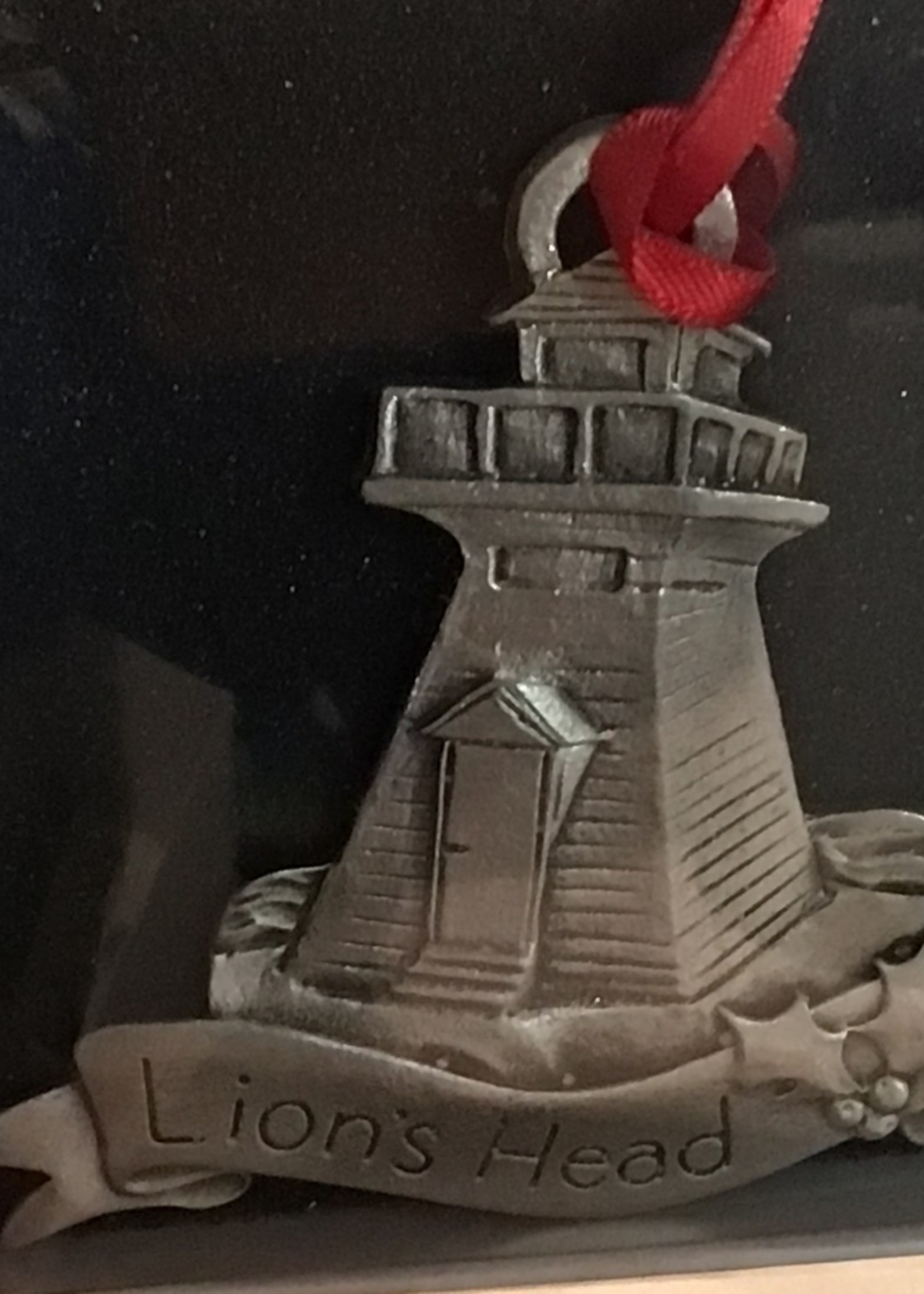 Lion's Head Lighthouse Pewter Ornament