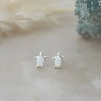 Glee Jewelry Silver plated Maui turtle opalite studs