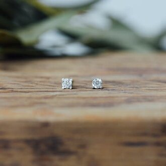 Glee Jewelry Silver plated Shimmer studs clear