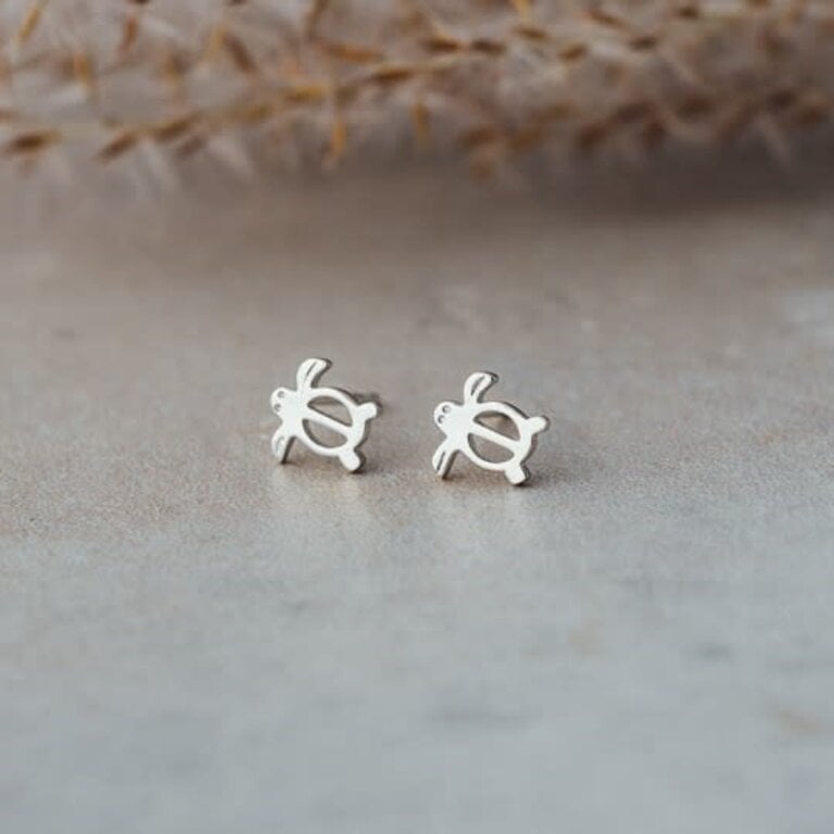 Glee Jewelry Silver plated, Honu studs