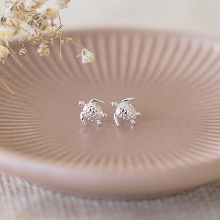 Glee Jewelry Silver plated Turtlette studs