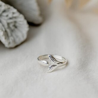 Glee Jewelry Silver plated Tidal Majesty ring