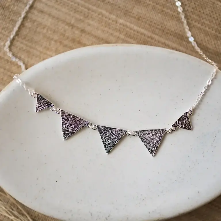 Wild Abandon Silver plated Arise necklace