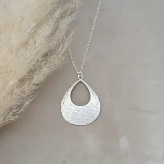 Wild Abandon Silver plated Cordelia necklace