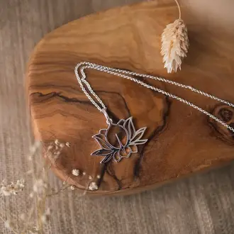 Wild Abandon Silver plated Lotus necklace - small