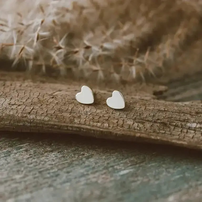 Wild Abandon Gold plated Little Heart studs