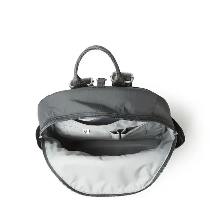Baggallini Anti-theft vacation backpack, GREY