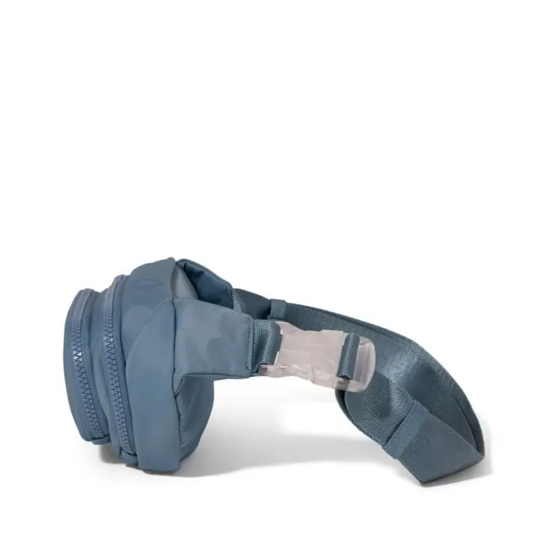 Baggallini On The Go belt bag, CORNFLOWER BLUE