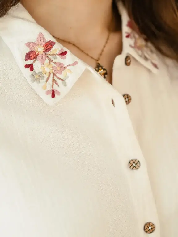 April Cornell Sampler blouse cream Ecru embroidered