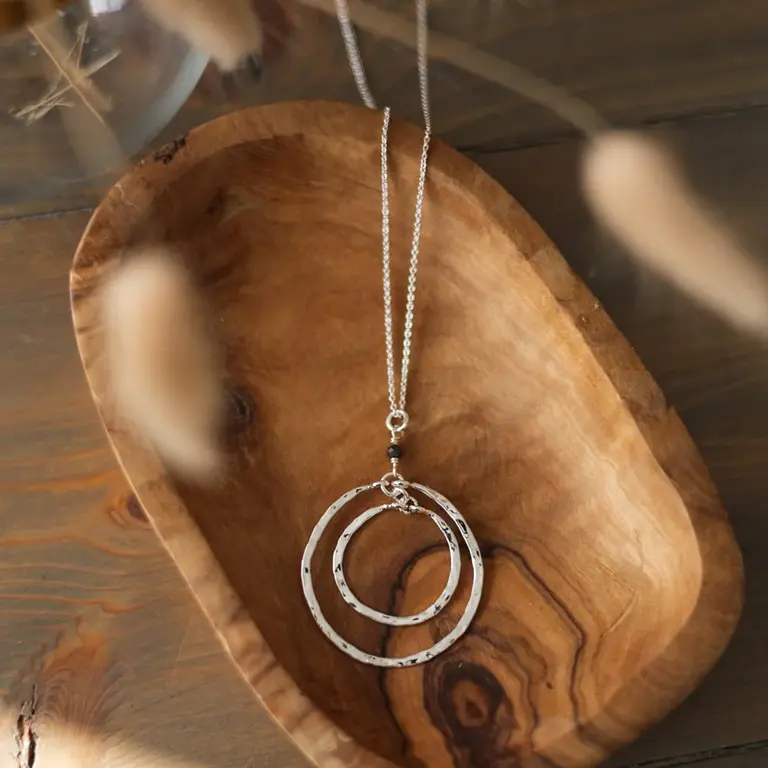 Wild Abandon Silver plated Dea necklace / pyrite