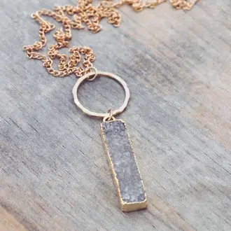 Wild Abandon Gold plated Janaka necklace / white