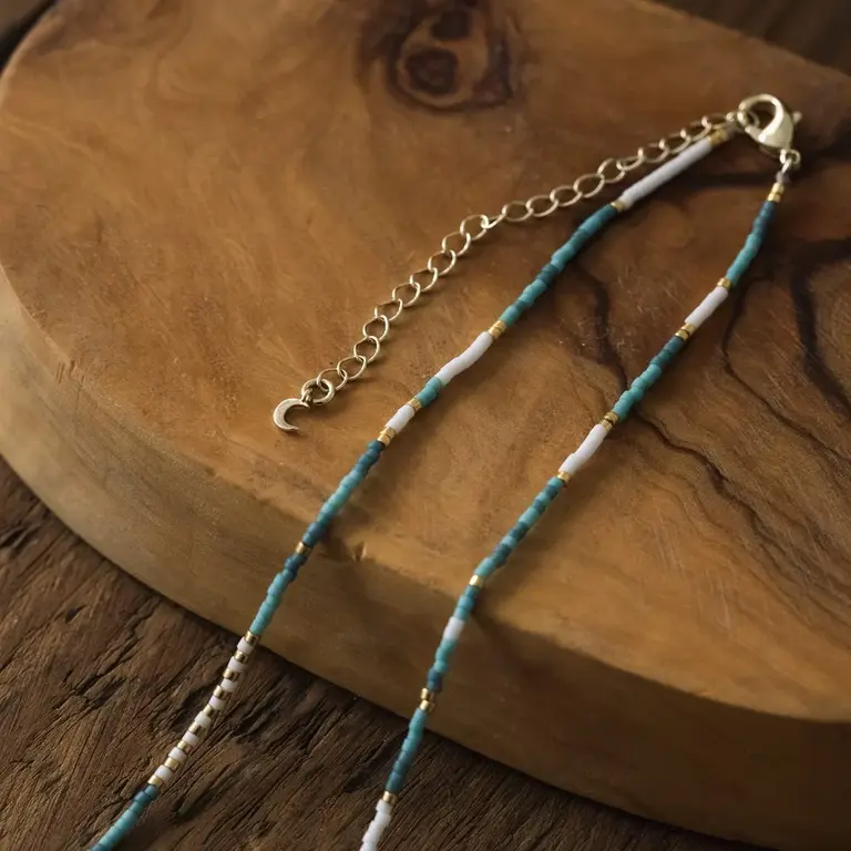 Wild Abandon Dewy Vibe necklace