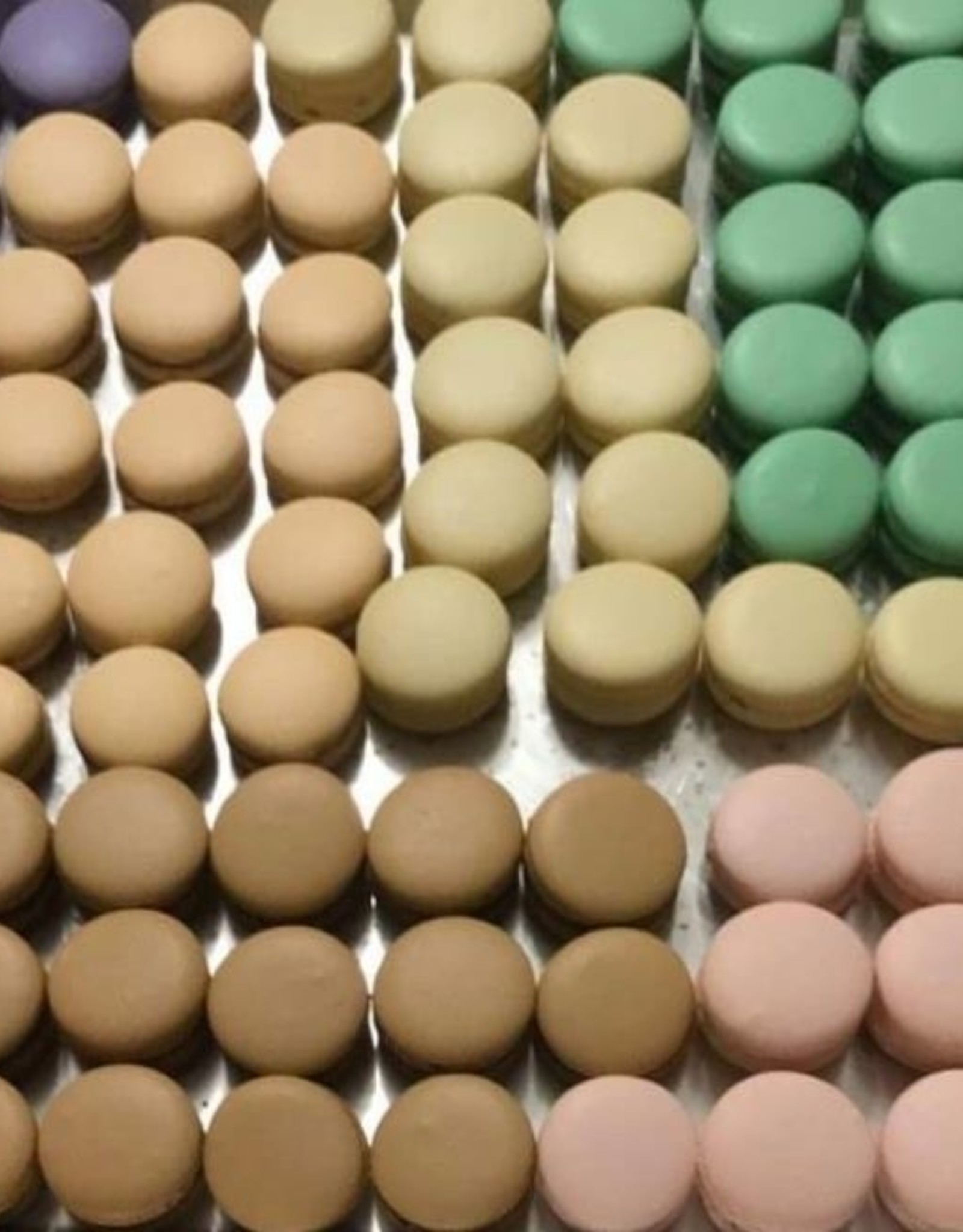 Cafe Artiste Macarons