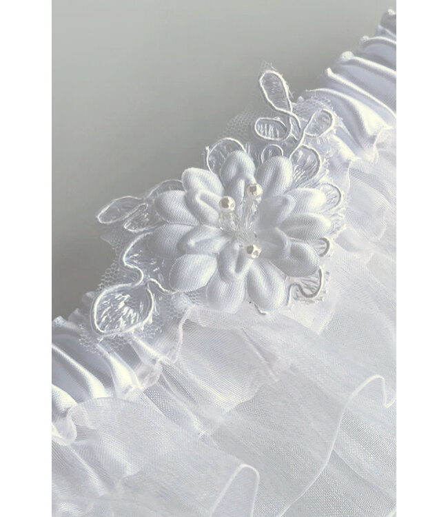 White Flower Accent Garter G675/W