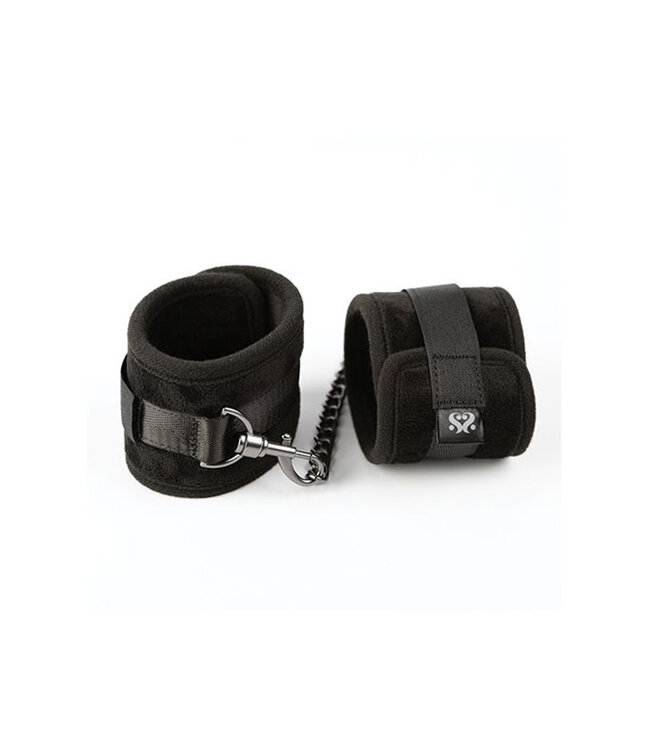 Sei Mio Legs Locked Padded Ankle Restraints Black