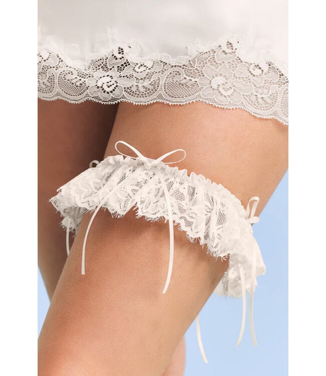 Lace Bridal Garter Cream
