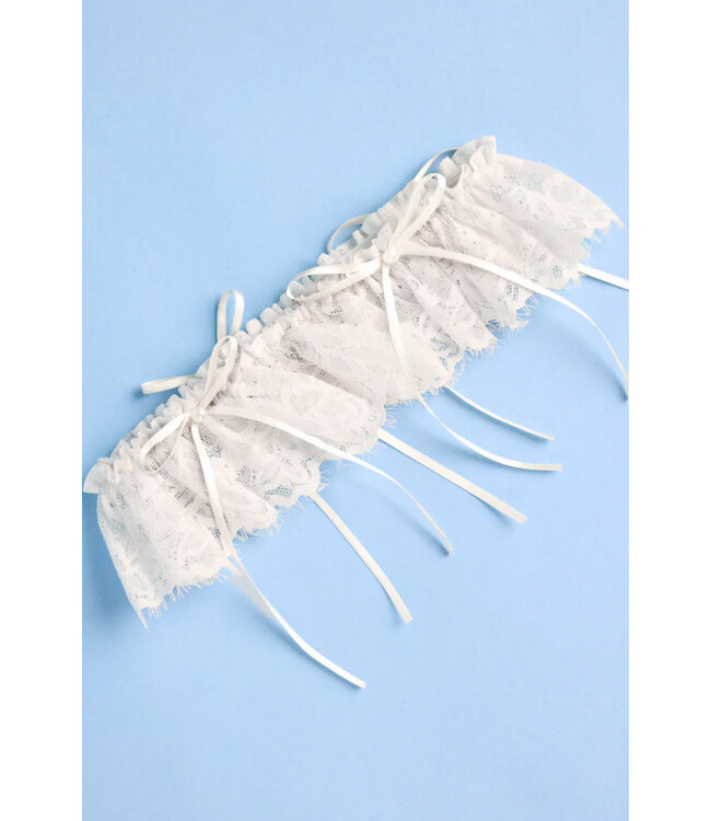 Lace Bridal Garter Cream