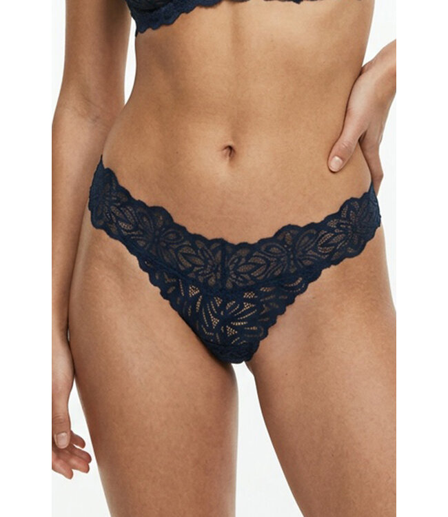 Lace Thong 171