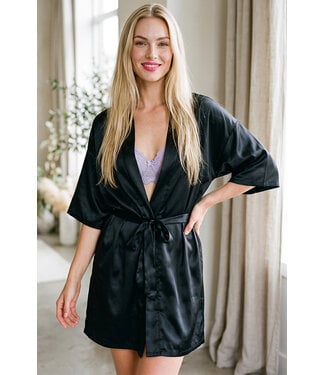 Audrey Black Robe 016