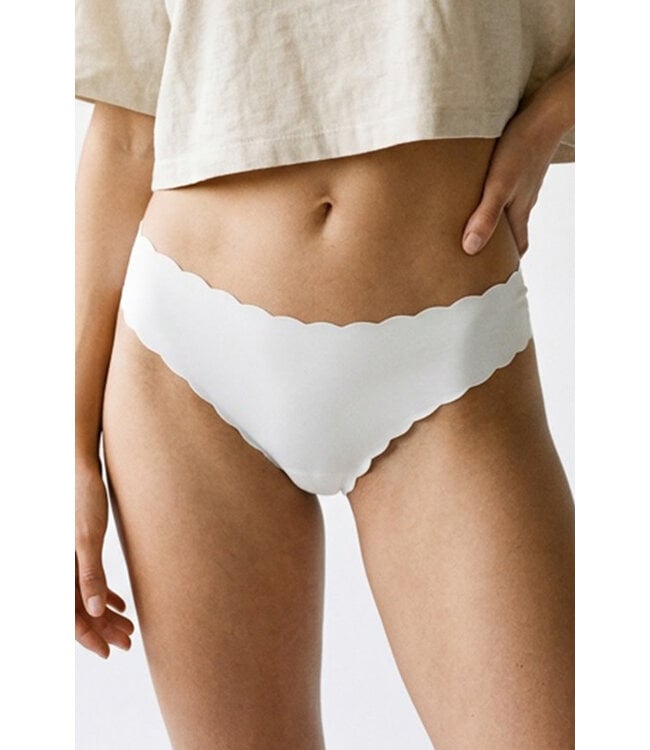 Seamless Thong 3936