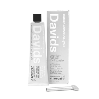 Davids PREMIUM NATURAL TOOTHPASTE - PEPPERMINT + CHARCOAL