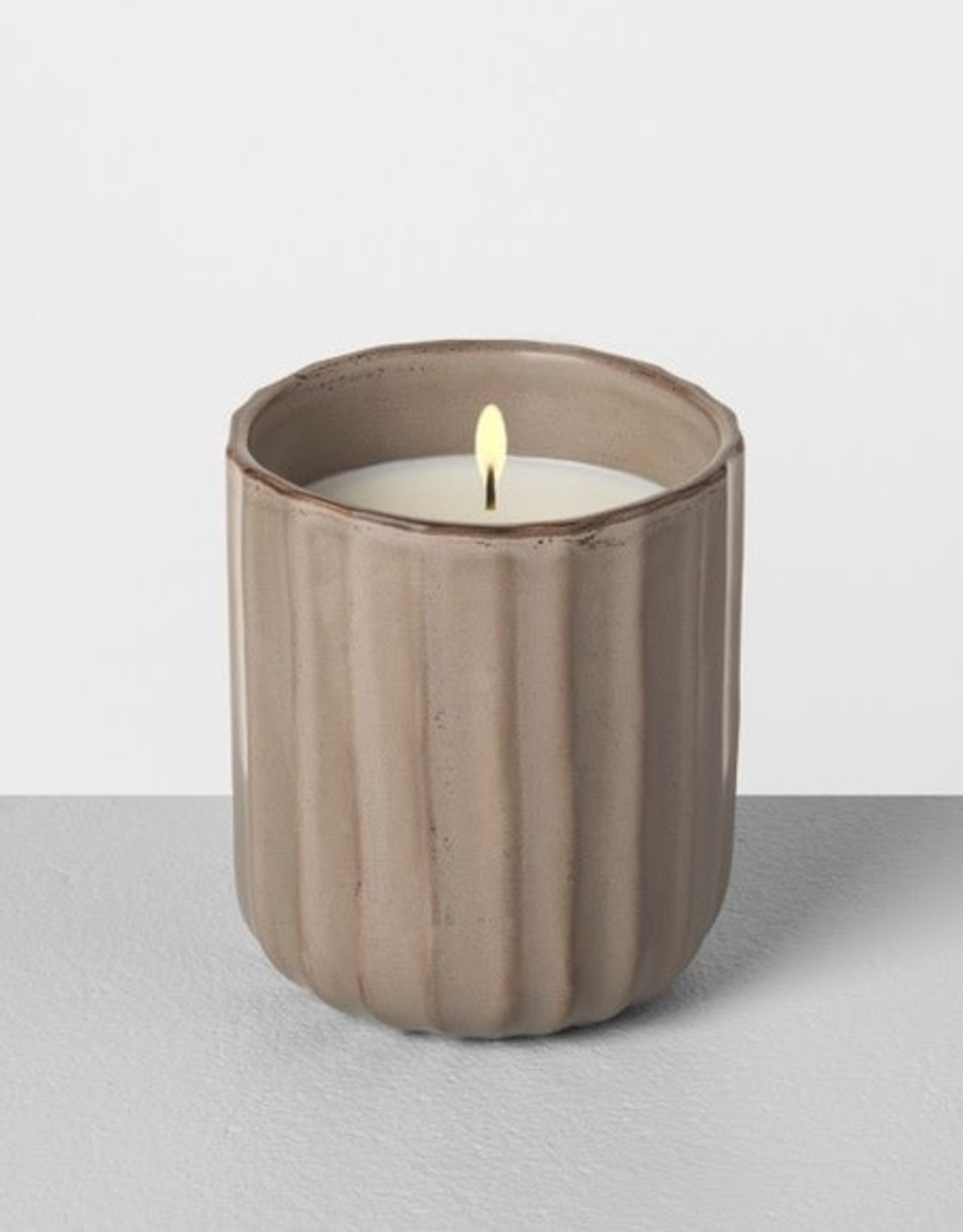 Hearth And Hand With Magnolia Frosted Amber Candle