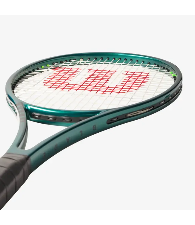 Wilson Blade Pro 98 Lab 18x20 v9
