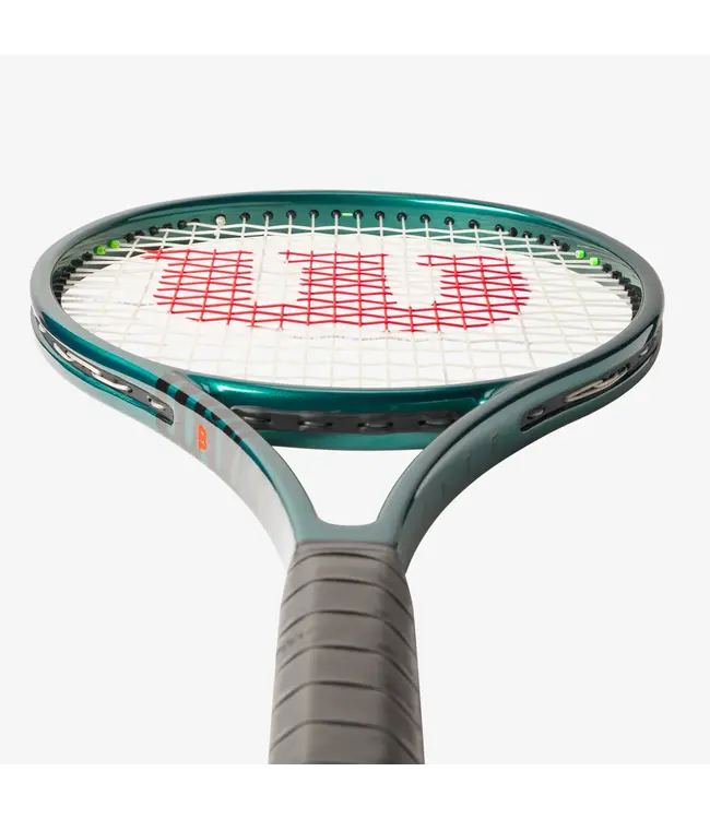 Wilson Blade Pro 98 Lab 18x20 v9