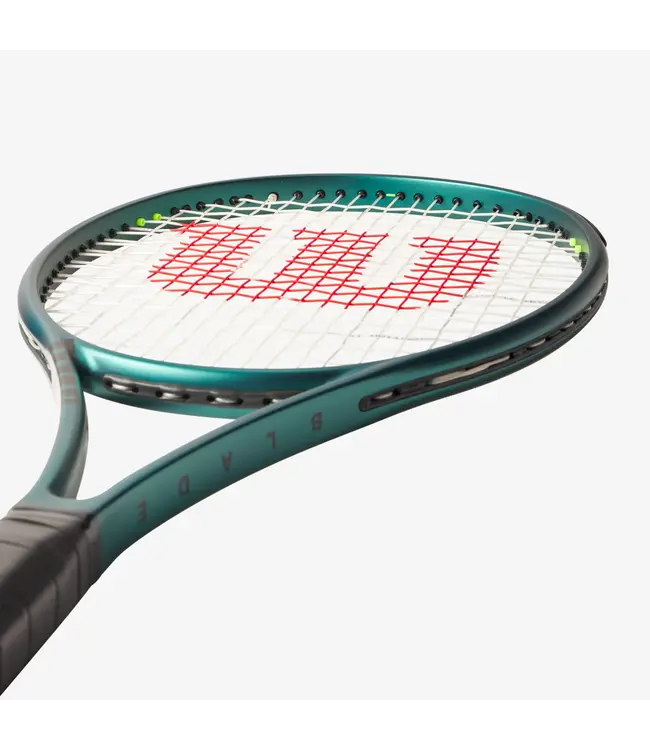 Wilson Blade 98 18x20 V9