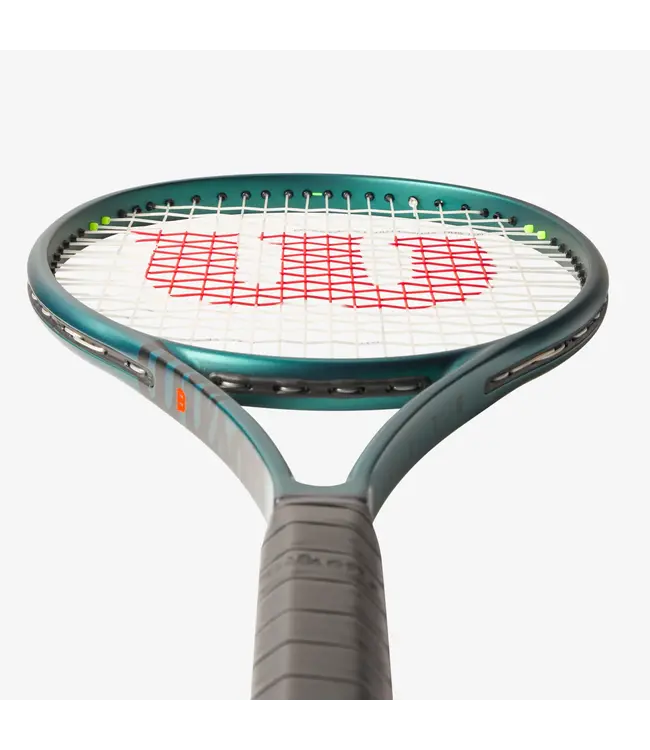 Wilson Blade 98 16x19 V9