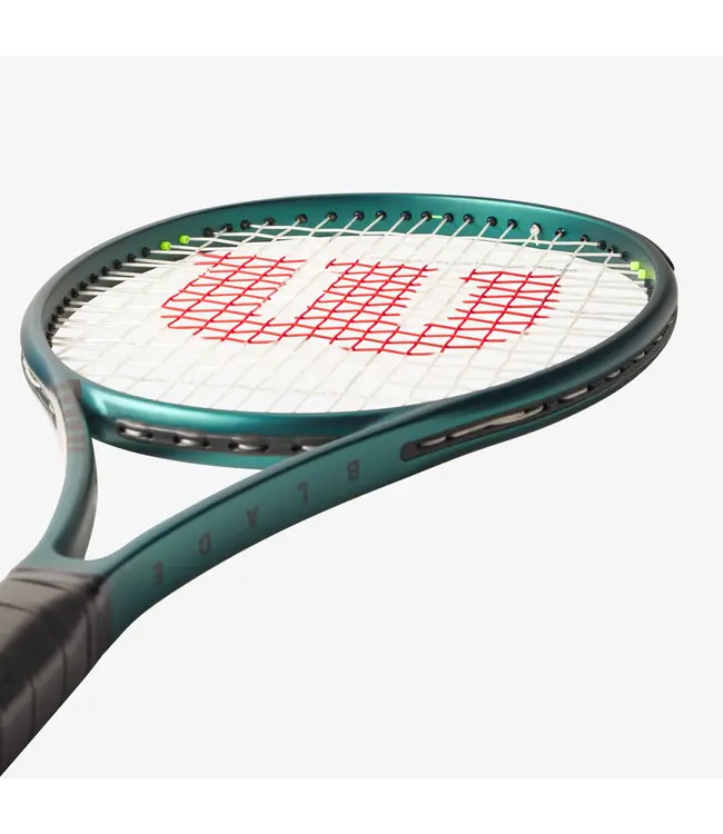 Wilson Blade 98 16x19 V9 2024