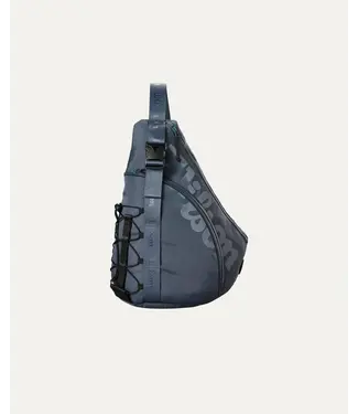 Wilson Pickleball Triangle Sling Bag Navy
