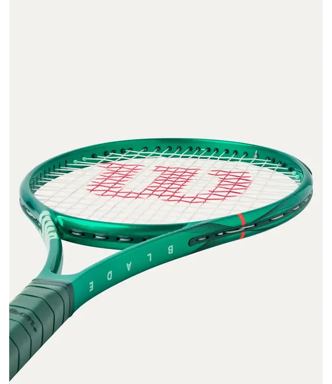 Wilson Blade 104 V10