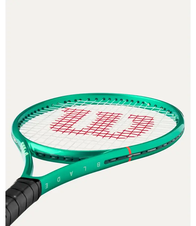 Wilson Blade 26 V10