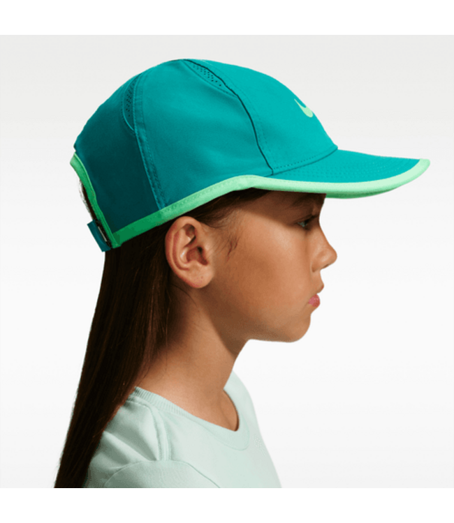 Nike Dri-FIT  Featherlight Cap Youth Energy/Illusion Green