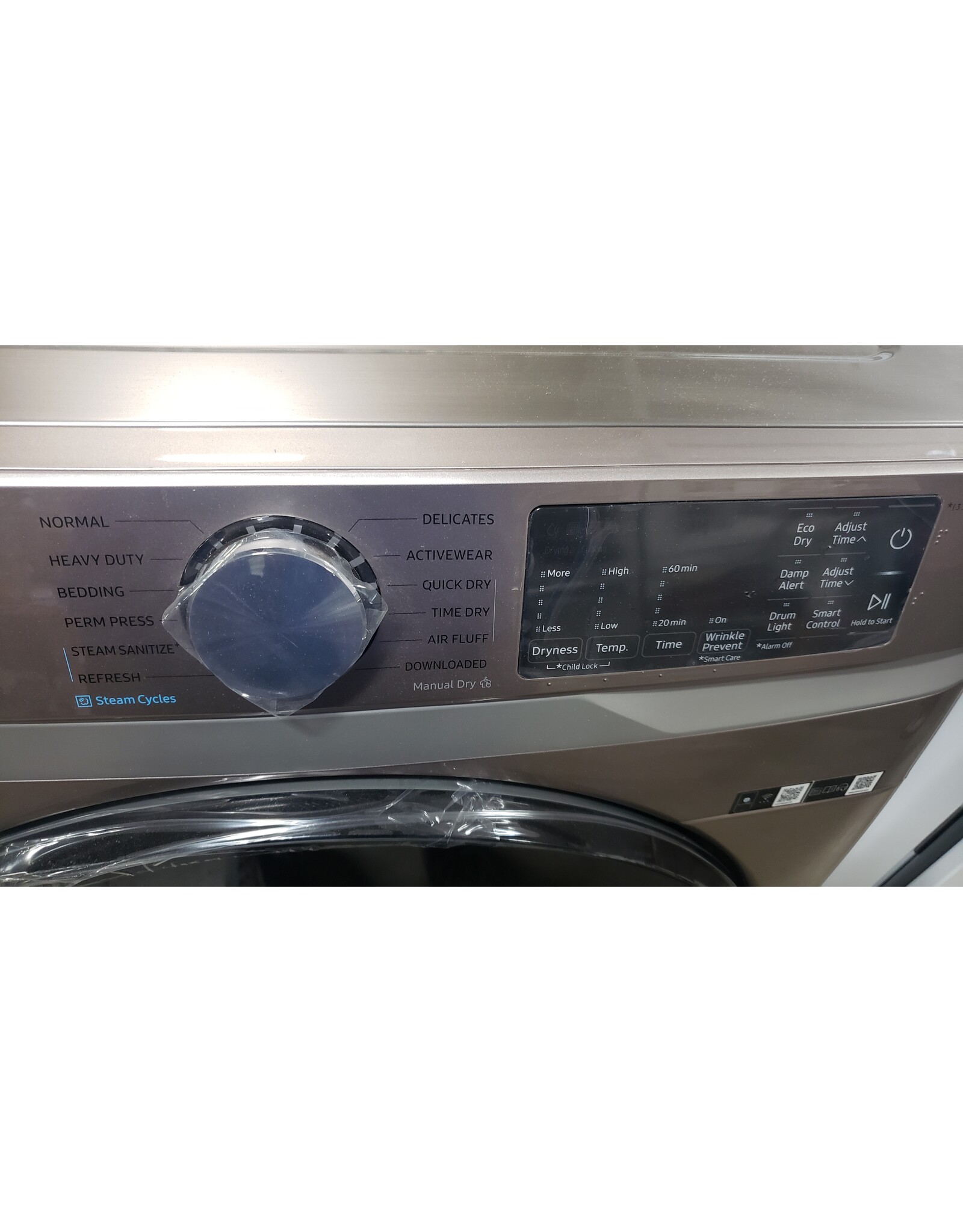 BWD Scratch & Dent Samsung Electric Dryer DVE45B6300C/A3