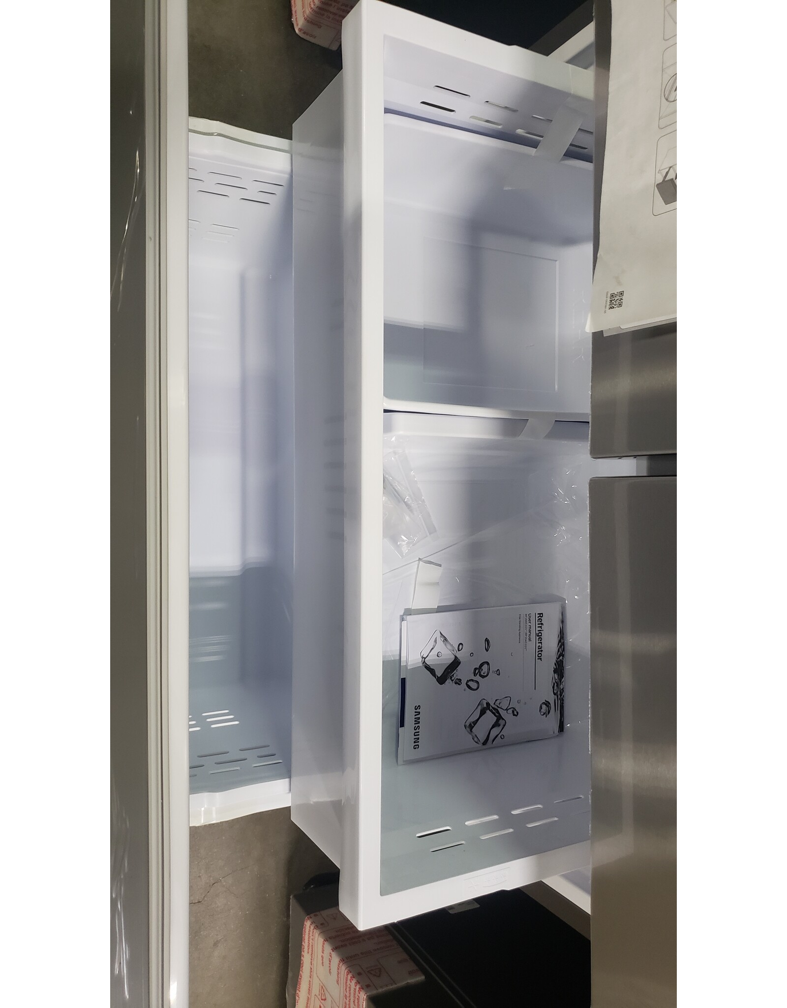 BWD Scratch & Dent Samsung Refrigerator RF18A5101SR/AA