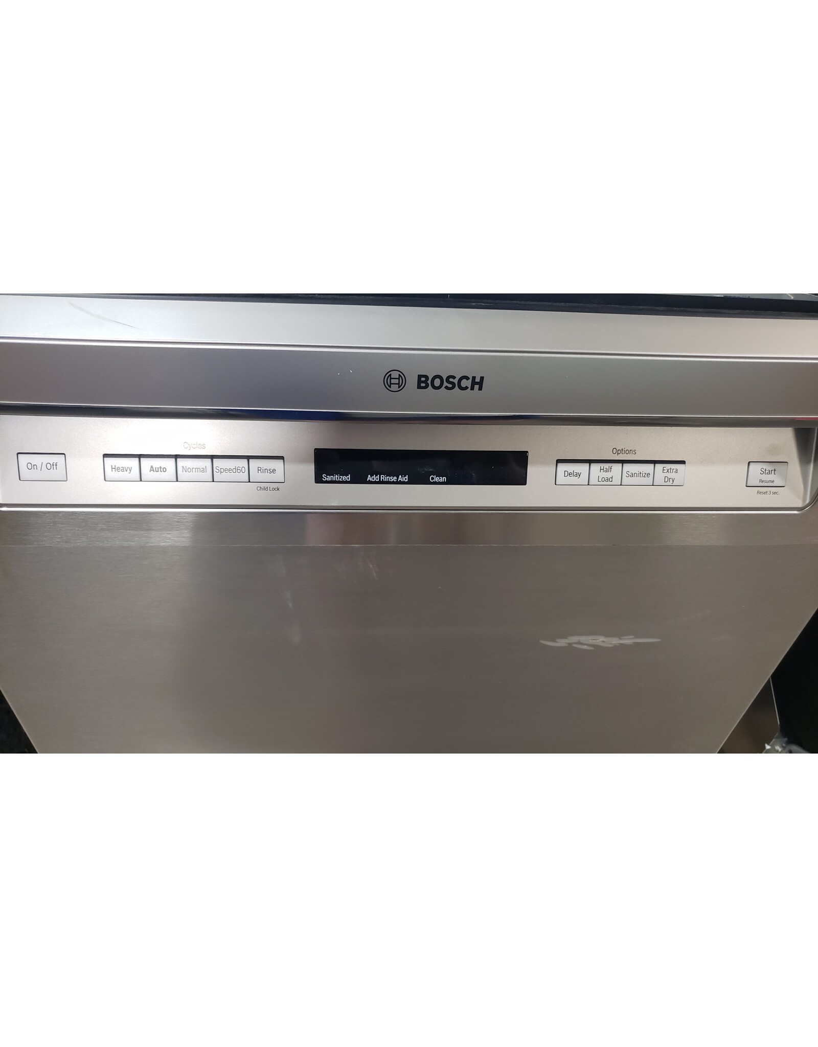 BWD Scratch & Dent Bosch Dishwasher SHEM63W55NB