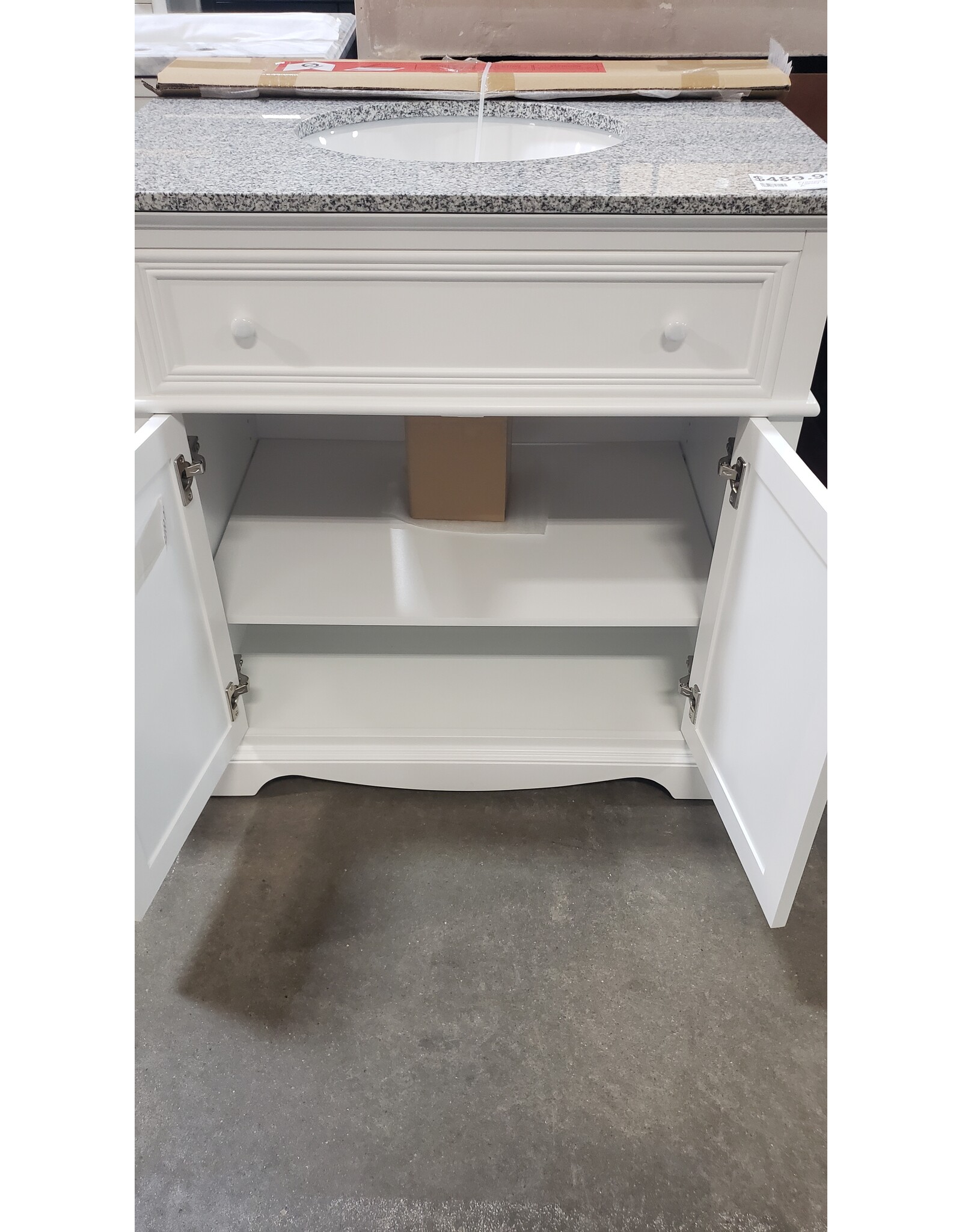 BWD 32" Fremont Vanity W/Top A